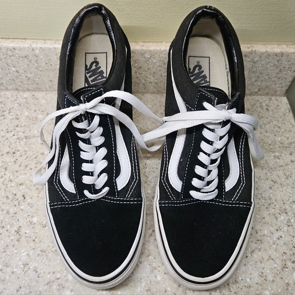 Vans Shoes - Vans Old Skool Black and White Sneakers, Size 9½
